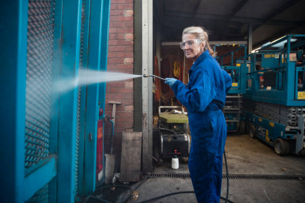 Best Graffiti Removal Services in , CA